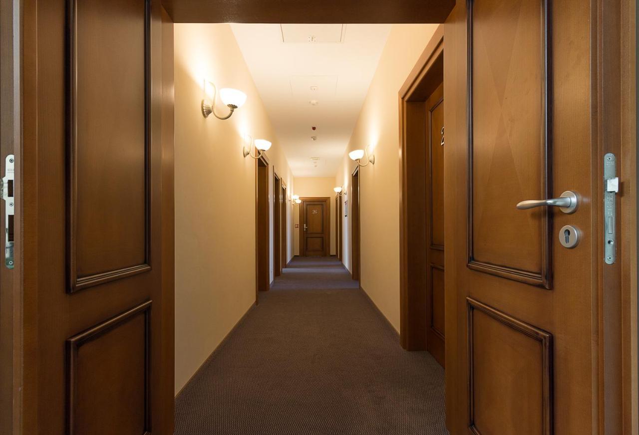 Hotel Maroon Zágráb Kültér fotó