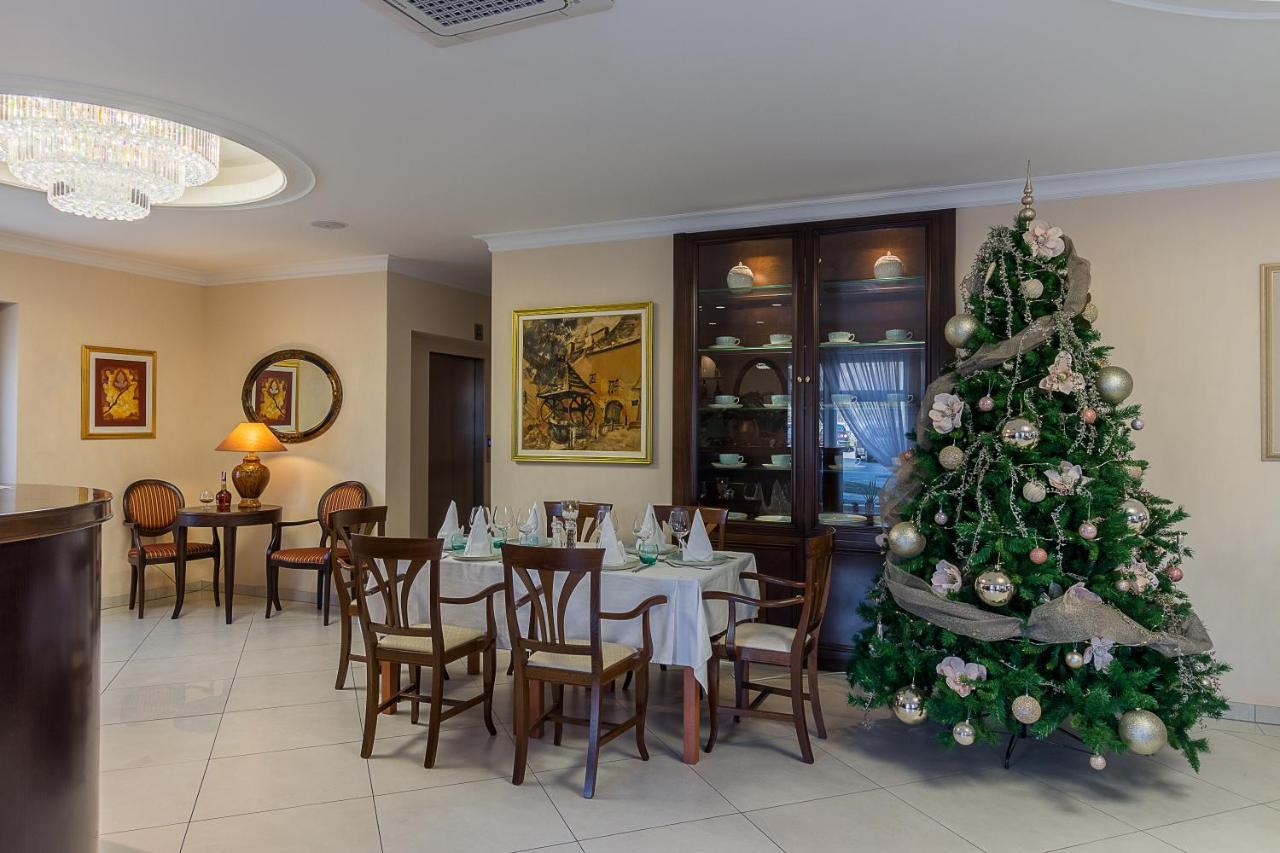 Hotel Maroon Zágráb Kültér fotó