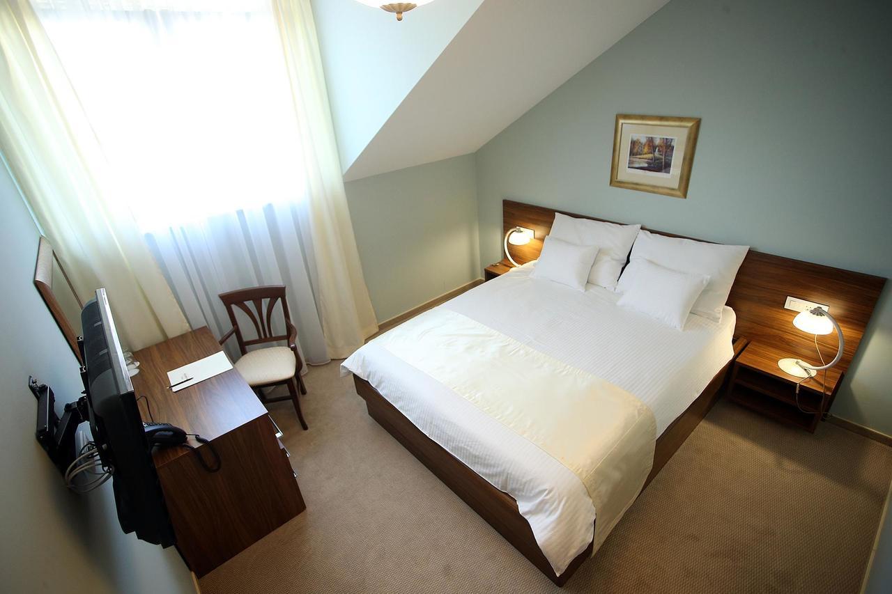 Hotel Maroon Zágráb Kültér fotó