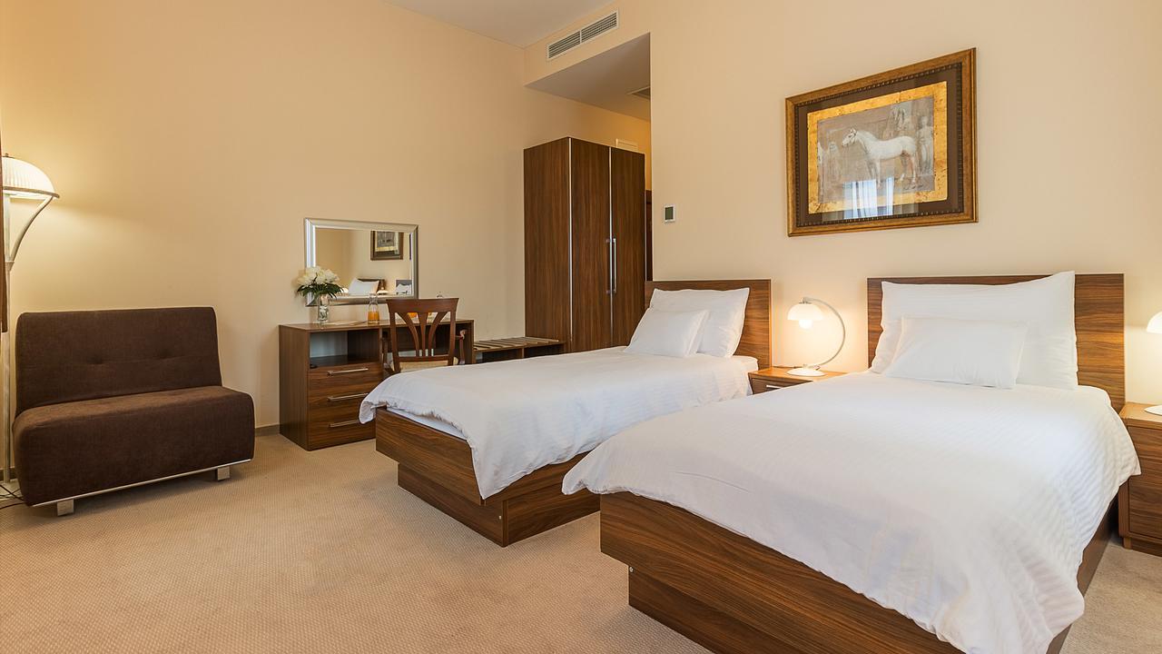 Hotel Maroon Zágráb Kültér fotó