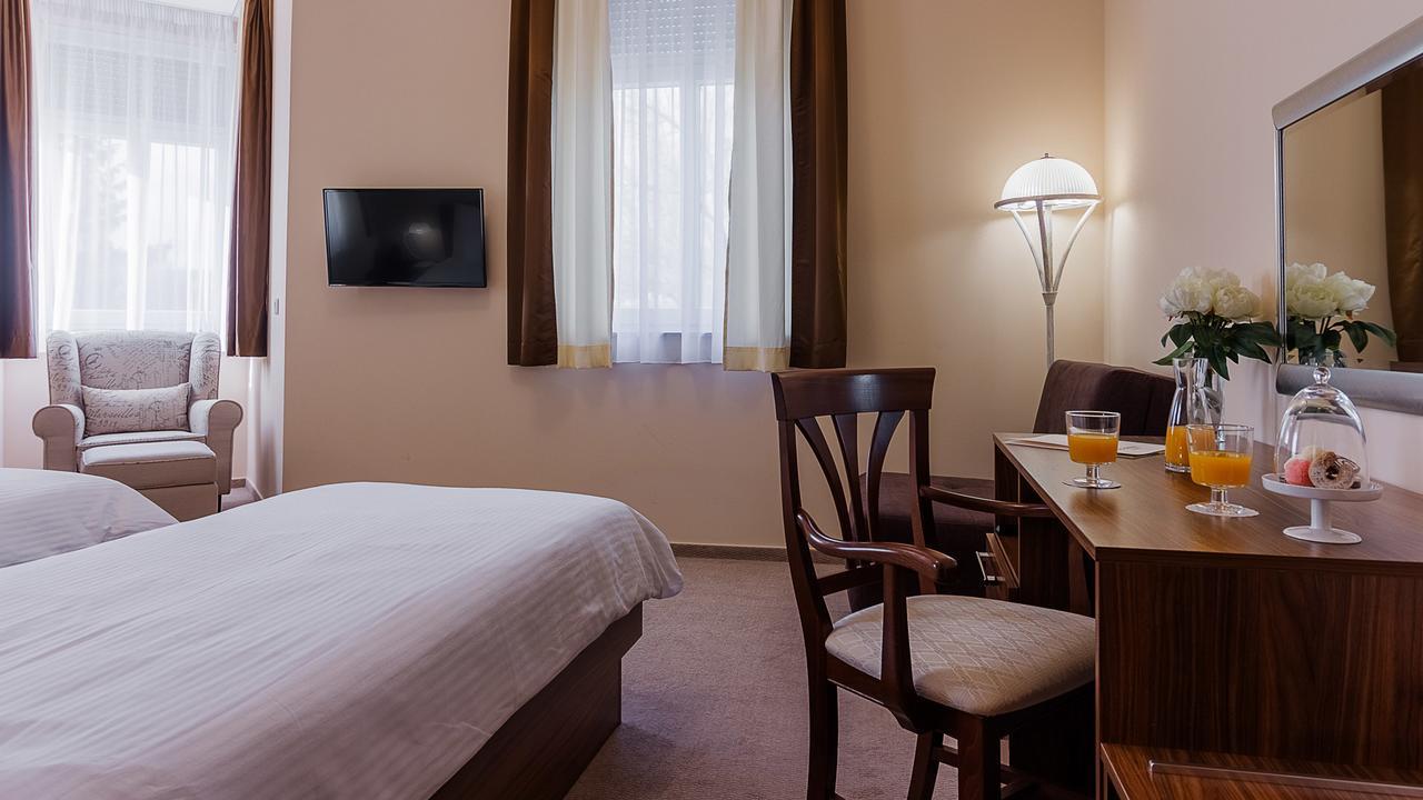 Hotel Maroon Zágráb Kültér fotó